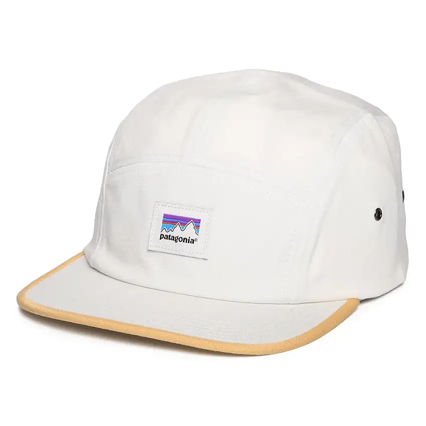 Casquette 5 Panel en Coton Bio Shop Sticker Graphic Maclure crème PATAGONIA