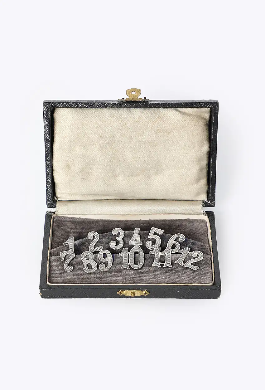 1930 Marqueurs de Boissons 1-12 Argentés - Objets et Décoration Vintage