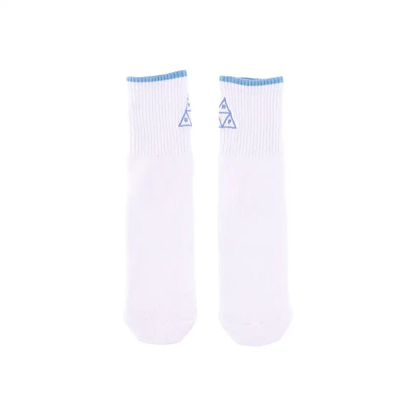 ARME à chaussette à faible teneur en chaussette. Triple triangle 1/4 chaussette blanche