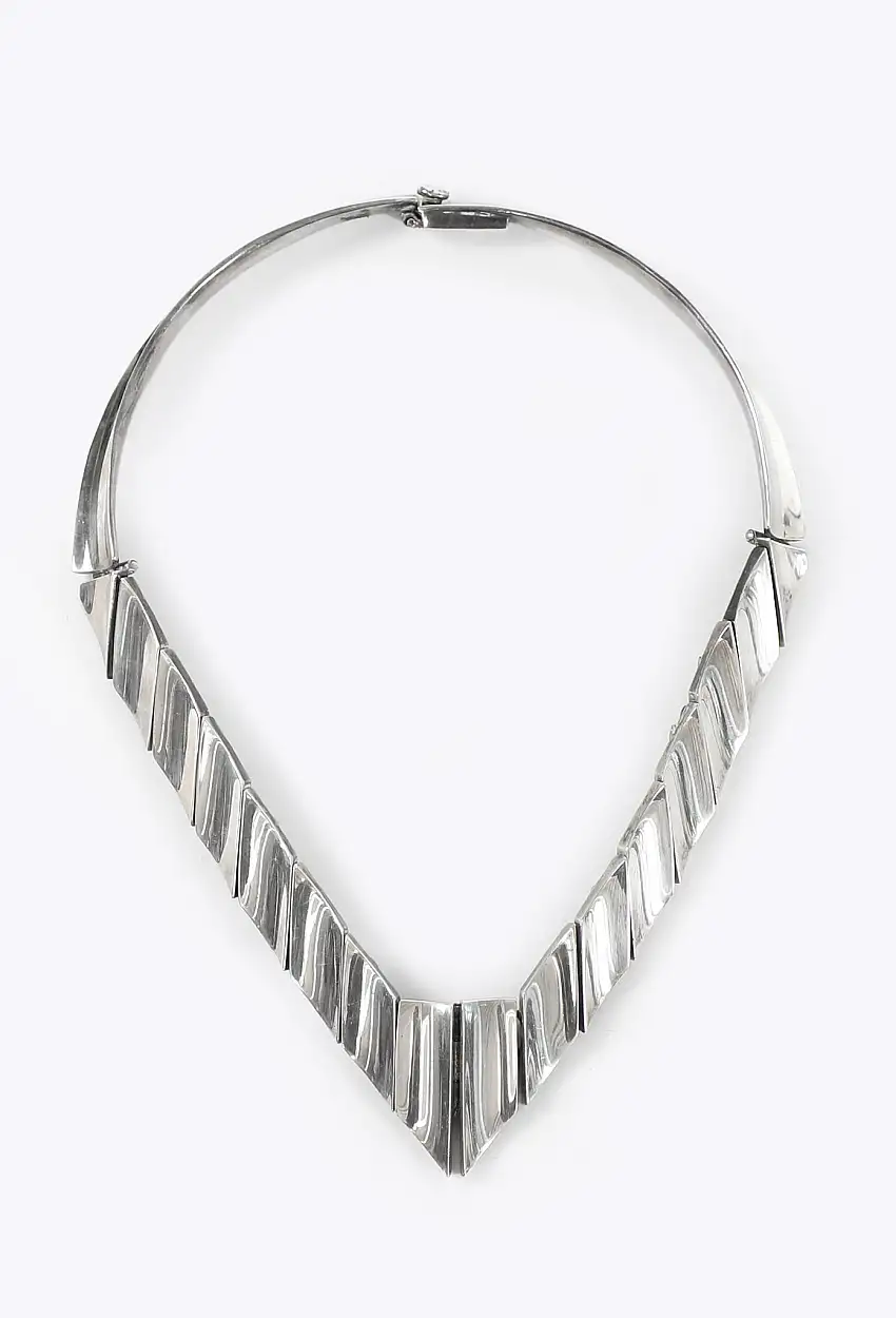 Vintage Sterling Silver Modernist Choker Necklace - Trésors du Monde