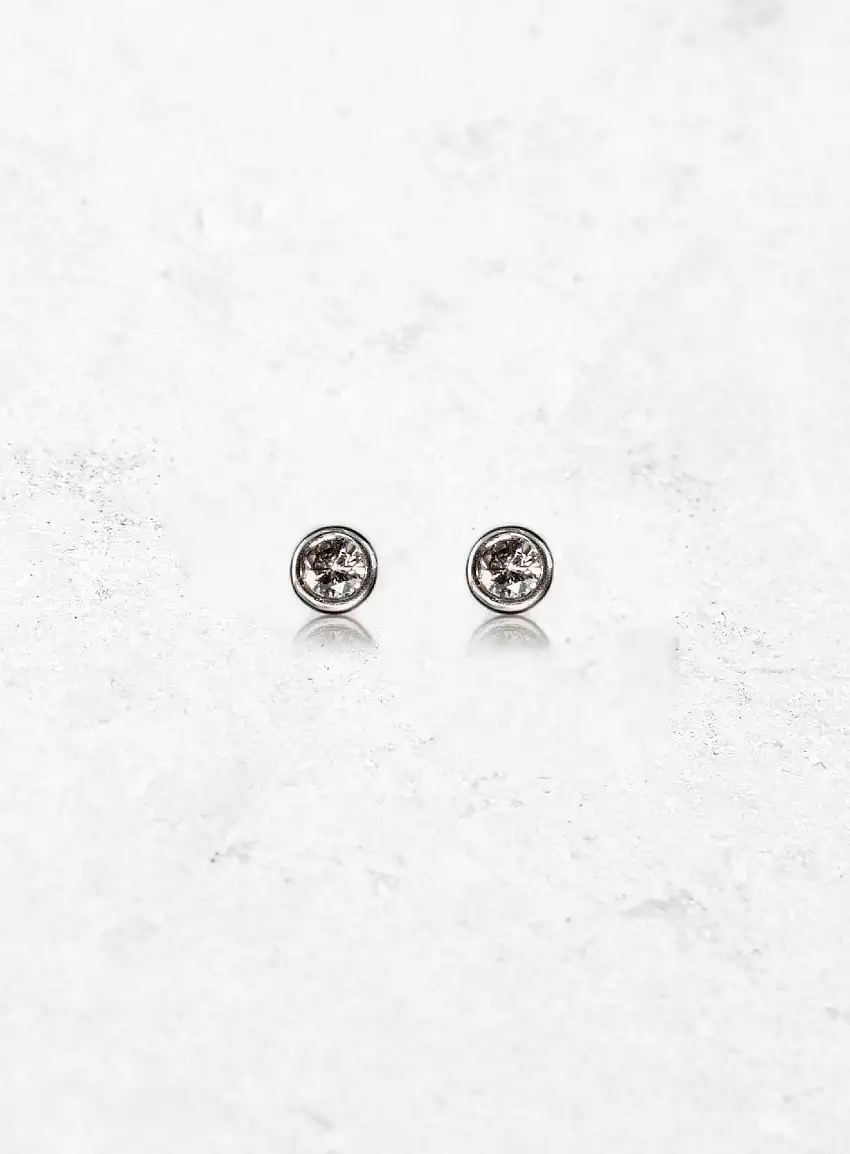 Puces d'Oreilles en Or Blanc 18k & Diamants Ronds | Authentique & Vintage