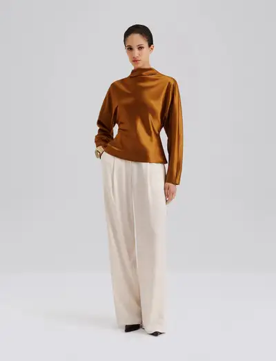 Zora Barrel Sleeve Satin Blouse - Blouses à manches longues