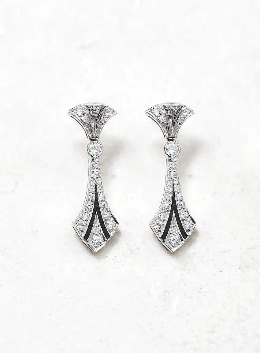 Boucles d'Oreilles Pendantes en Or Blanc 18k & Diamants de Style Art Déco | Authentique & Vintage