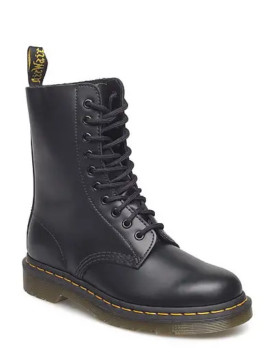 1490 - Bottes lacées