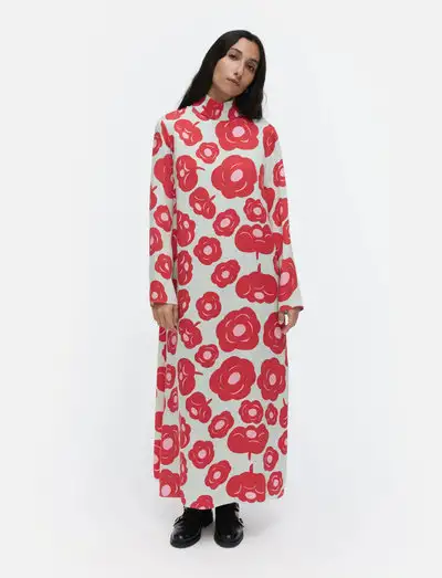 AIKAKAUSI TUMMA - Robes longues