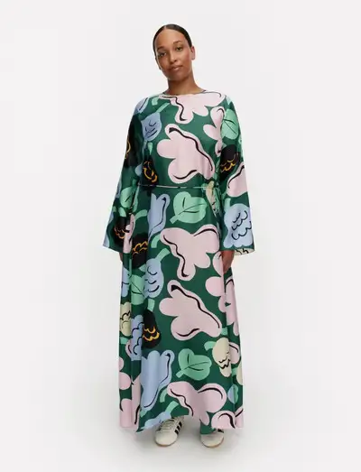 KAUNISTA KUKASTA KUKKAAN - Robes longues