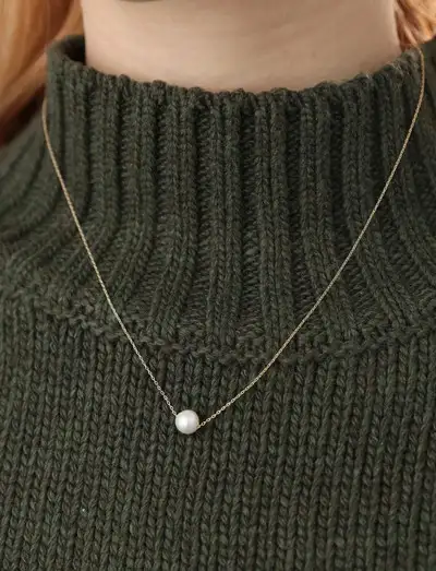 Delicate Pearl Necklace - Colliers chaîne